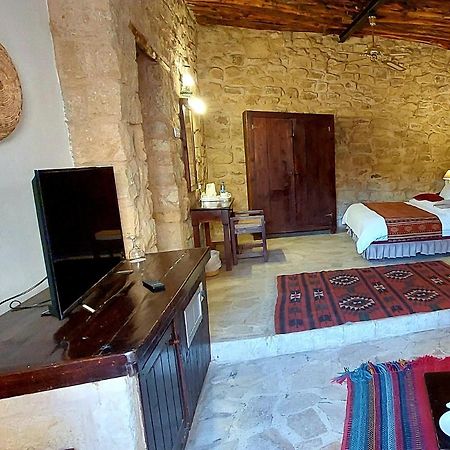 Hayat Zaman Hotel And Resort Petra Wadi Musa Bagian luar foto