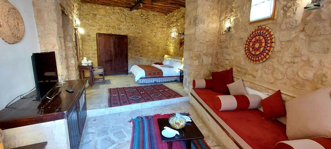 Hayat Zaman Hotel And Resort Petra Wadi Musa Bagian luar foto