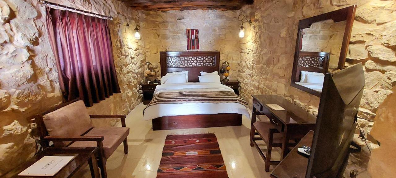 Hayat Zaman Hotel And Resort Petra Wadi Musa Bagian luar foto