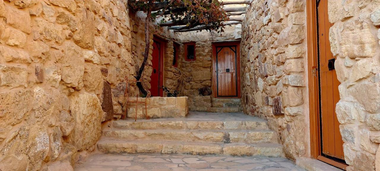 Hayat Zaman Hotel And Resort Petra Wadi Musa Bagian luar foto