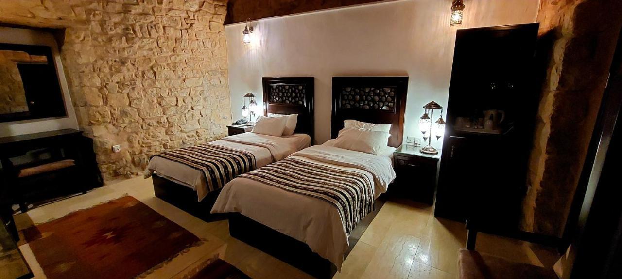 Hayat Zaman Hotel And Resort Petra Wadi Musa Bagian luar foto