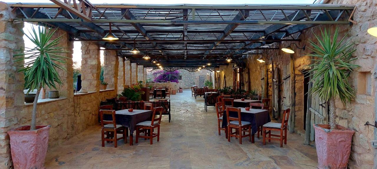 Hayat Zaman Hotel And Resort Petra Wadi Musa Bagian luar foto