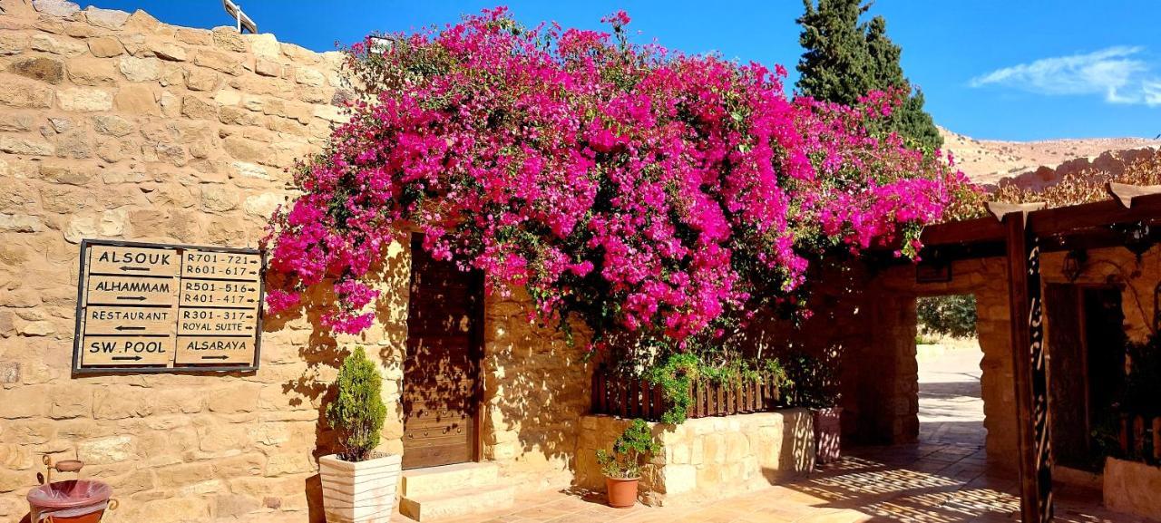 Hayat Zaman Hotel And Resort Petra Wadi Musa Bagian luar foto