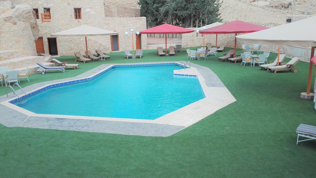 Hayat Zaman Hotel And Resort Petra Wadi Musa Bagian luar foto